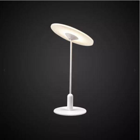Minimalist Led Table Lamp – Vinyl T