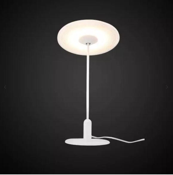 Minimalist LED Table Lamp – VINYL T