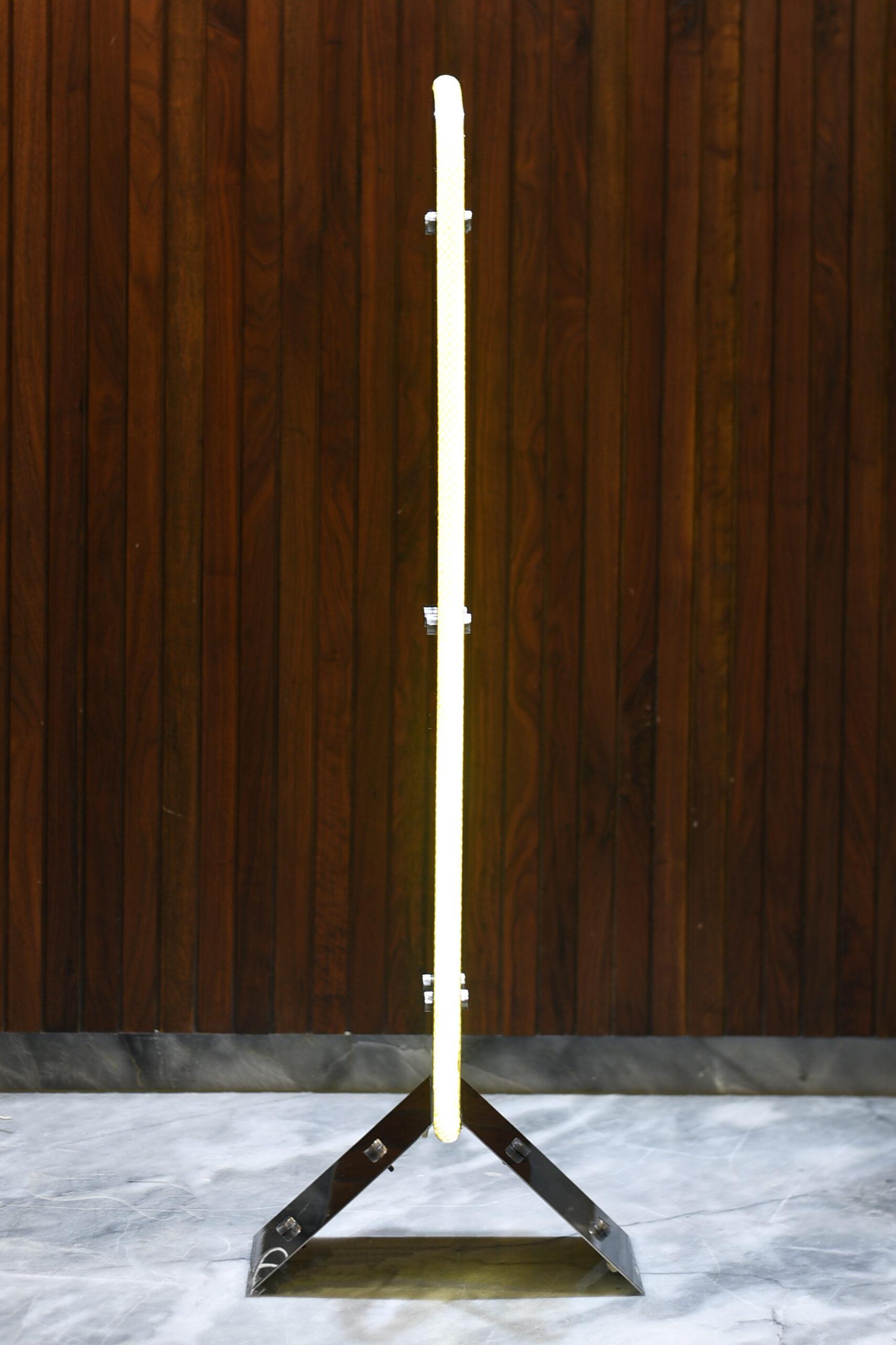 COLUMN FLOOR LAMP