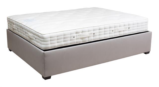 SBD-150  Studio Bed With Black Mattress Platform - (For 150cm X 200cm Mattress)