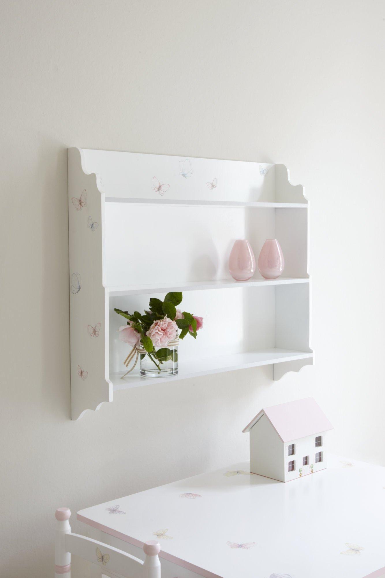 Lucinda Shelves