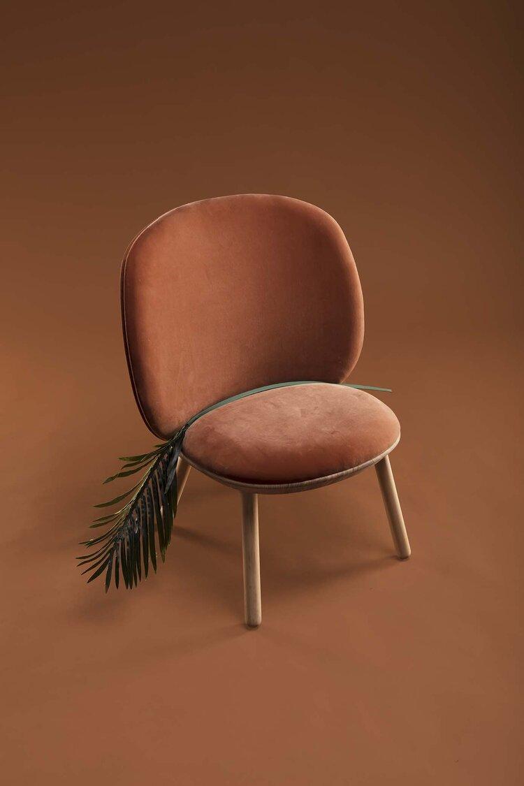 Naïve Low Chair