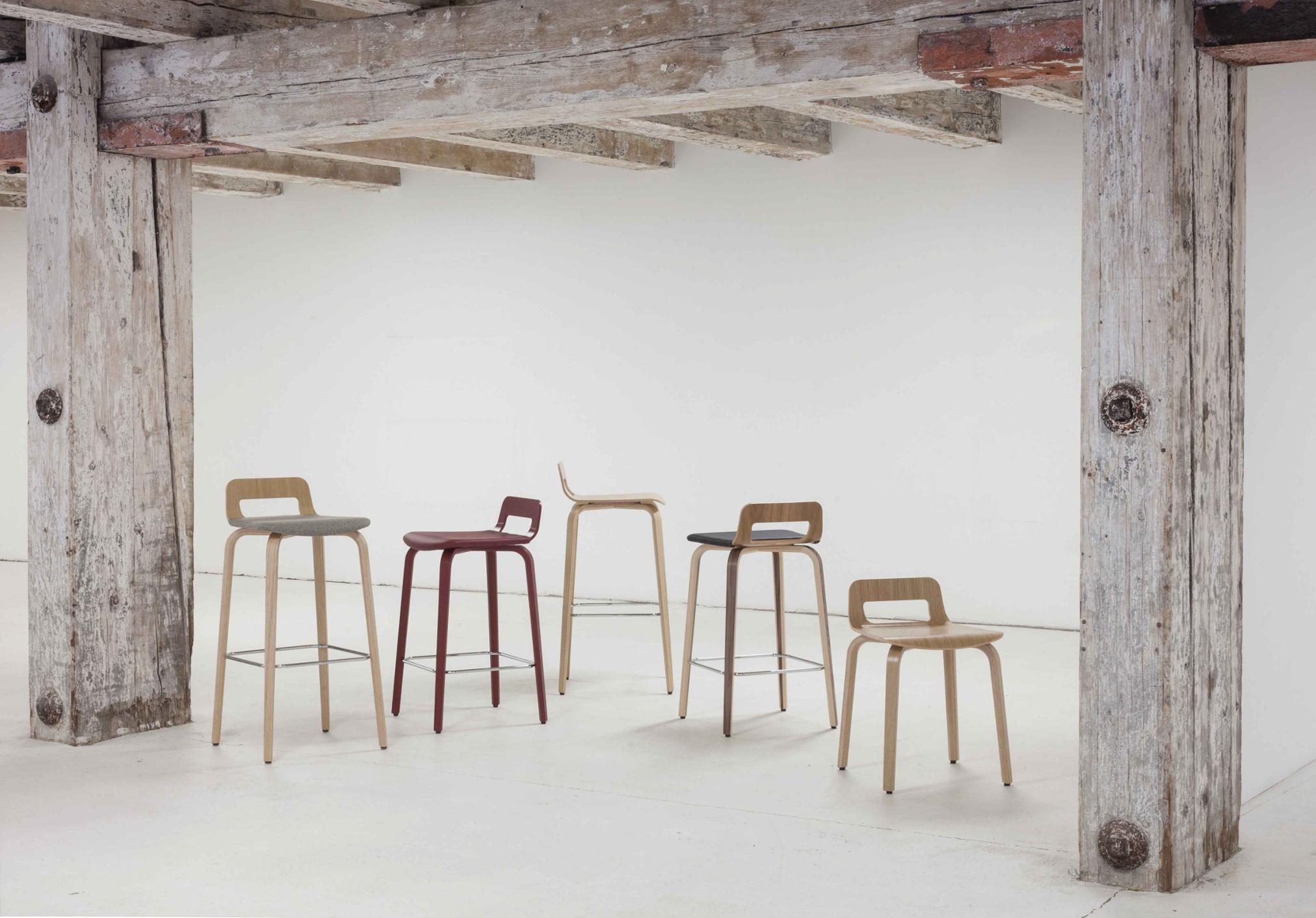 KORVET Medium Barstool KORVET Medium Barstool