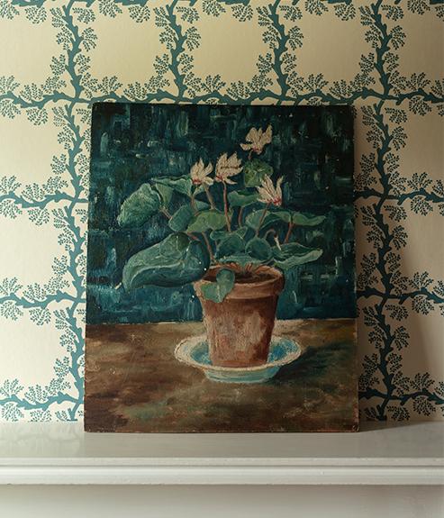 Espalier Square Wallpaper – Azure On Ivory